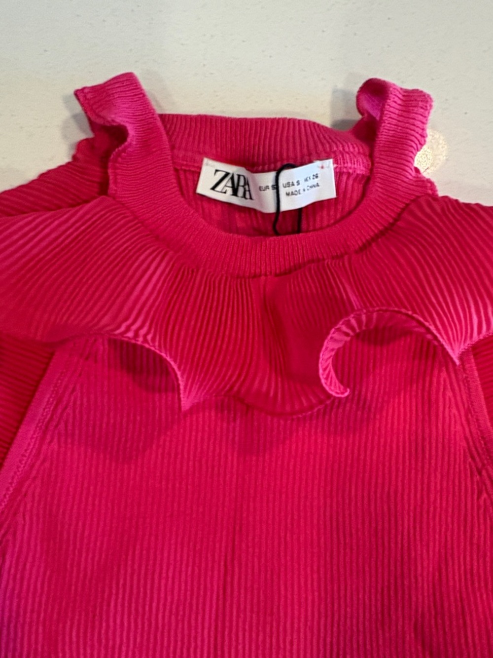 Zara Hot Pink Ribbed Ruffle Cold-Shoulder Tank - Picture 3 of 7